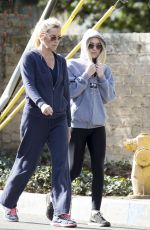 DAKOTA FANNING Out Hiking out in Los Angeles 1601
