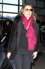 ELIZABETH HURLEY Arrieves at Los Angeles International Airport 1601