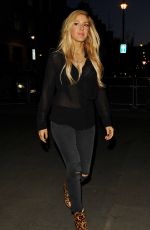 ELLIE GOULDING Arrives at BBC Radio 1 Studios in London 2901