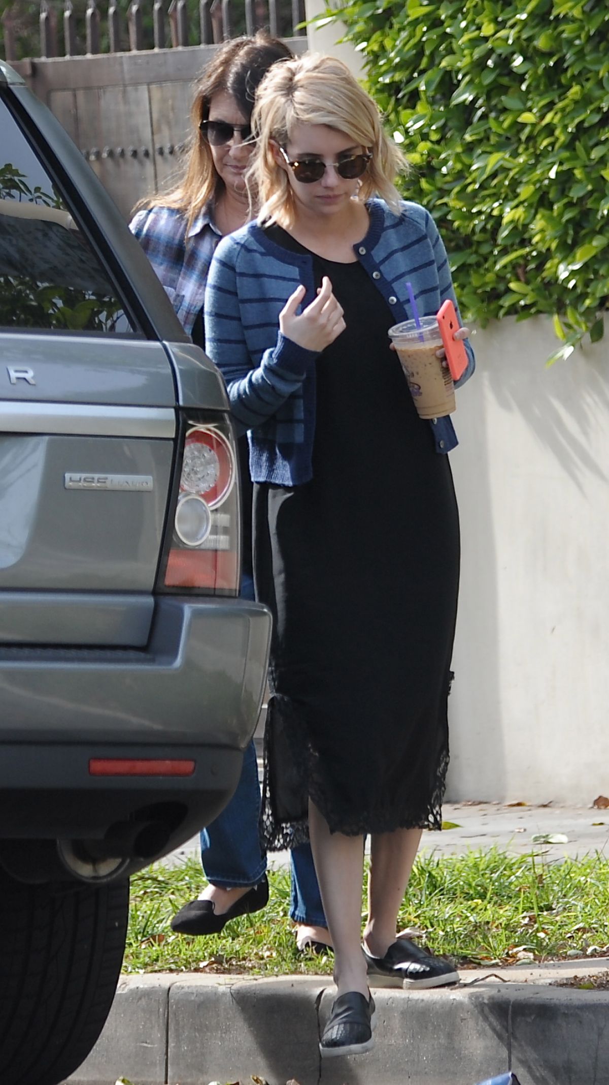 EMMA ROBERTS and Her Mom Out in Los Angeles EMMA ROBERTS and Her Mom Out in Los Angeles