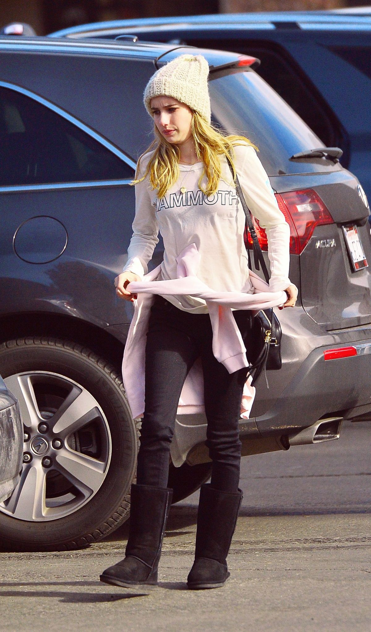 EMMA ROBERTS Out and About in Mammoth Lakes EMMA ROBERTS Out and About in Mammoth Lakes