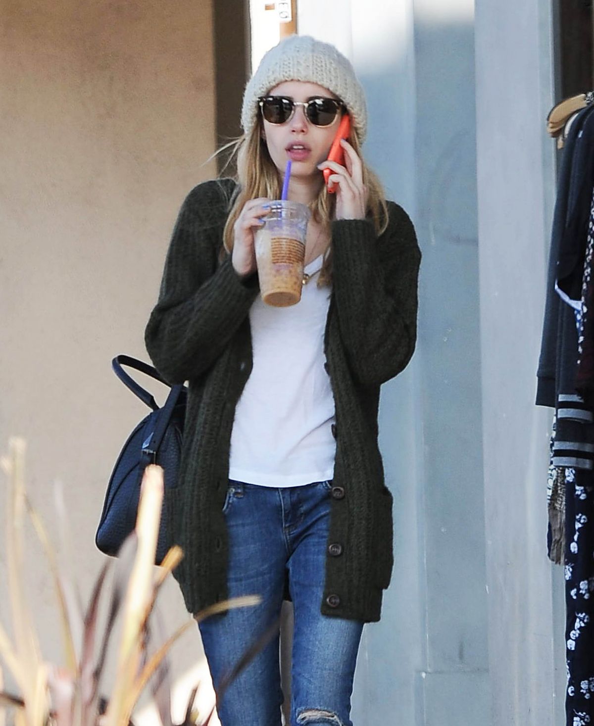 EMMA ROBERTS Out Shopping in Los Angeles 1301 EMMA ROBERTS Out Shopping in Los Angeles 1301