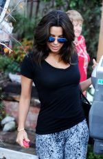 EVA LONGORIA Leaves Ken Paves Salon in Los Angeles 0501