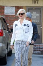 GWEN STEFANI Leaves an Acupuncture Session in Los Angeles