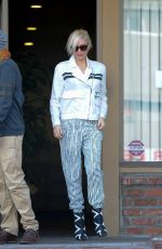 GWEN STEFANI Leaves an Acupuncture Session in Los Angeles