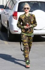 GWEN STEFANI Out and About in Los Angeles 1901