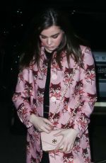 HAILEE STEINFELD and KAITLYN DEVER  Arrives at The Ivy in Los Angeles