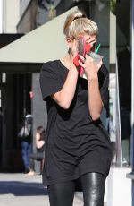 HAILEY BALDWIN Leaves Creation Organic in Beverly Hills
