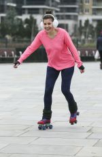 IMOGEN THOMAS Out Skating at a Park