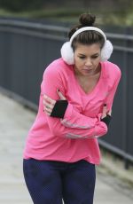 IMOGEN THOMAS Out Skating at a Park