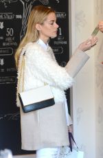 JAIME KING Shopping at Caudalie Boutique & Spa in Venice