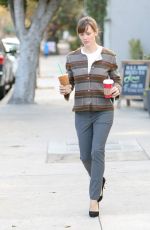 JENNIFER GARNER and Ben Affleck Leaves Starbucks in Los Angeles 0801