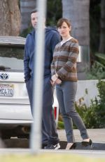 JENNIFER GARNER and Ben Affleck Leaves Starbucks in Los Angeles 0801