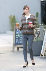JENNIFER GARNER and Ben Affleck Leaves Starbucks in Los Angeles 0801