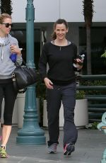 JENNIFER GARNER Out and About in Los Angeles 2801