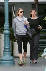 JENNIFER GARNER Out and About in Los Angeles 2801