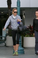 JENNIFER GARNER Out and About in Los Angeles 2801