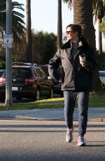 JENNIFER GARNER Out and About in Santa Monica 1501