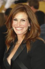 JULIA ROBERTS at 2015 Screen Actor Guild Awards in Los Angeles