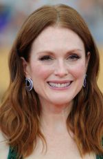 JULIANNE MOORE at 2015 Screen Actor Guild Awards in Los Angeles