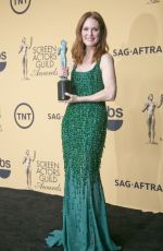 JULIANNE MOORE at 2015 Screen Actor Guild Awards in Los Angeles