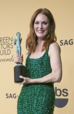 JULIANNE MOORE at 2015 Screen Actor Guild Awards in Los Angeles