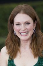 JULIANNE MOORE at 2015 Screen Actor Guild Awards in Los Angeles