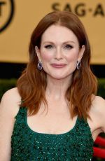 JULIANNE MOORE at 2015 Screen Actor Guild Awards in Los Angeles