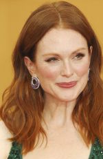 JULIANNE MOORE at 2015 Screen Actor Guild Awards in Los Angeles