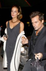 KATE BECKINSALE and Len Wiseman Arrives at Craig