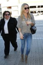 KATE HUDSON Arrives at LAX Airport in Los Angeles 2301