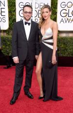 KATIE CASSIDY at 2015 Golden Globe Awards in Beverly Hills
