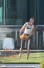 KENDALL JENNER and Justin Bieber Playing Volleyball at His Beverly Hills Home