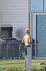 KENDALL JENNER and Justin Bieber Playing Volleyball at His Beverly Hills Home