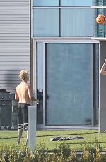 KENDALL JENNER and Justin Bieber Playing Volleyball at His Beverly Hills Home