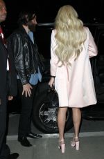 KESHA at Los Angeles International Airport