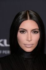 KIM KARDASHIAN at Bet Honors 2015 at Warner Theatre in Washington