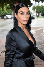 KIM KARDASHIAN Leeaes AOC Wine Bar and Restaurant in Los Angeles