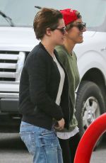 KRISTEN STEWART Arrives at Airport in Hawaii