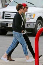 KRISTEN STEWART Arrives at Airport in Hawaii