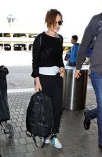KRISTEN STEWART Arrives at Los Angeles international Airport 2501
