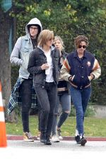 KRISTEN STEWART Out and About with Friends in Los Angeles 0901