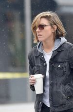 KRISTEN STEWART Out and About with Friends in Los Angeles 0901