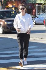 KRISTEN STEWART Out for Morning Coffee in Los Feliz 2301