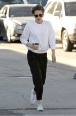 KRISTEN STEWART Out for Morning Coffee in Los Feliz 2301
