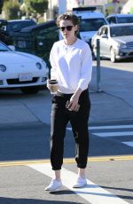 KRISTEN STEWART Out for Morning Coffee in Los Feliz 2301