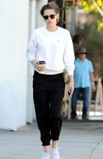 KRISTEN STEWART Out for Morning Coffee in Los Feliz 2301