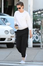 KRISTEN STEWART Out for Morning Coffee in Los Feliz 2301