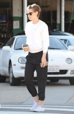 KRISTEN STEWART Out for Morning Coffee in Los Feliz 2301