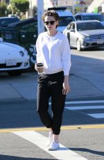 KRISTEN STEWART Out for Morning Coffee in Los Feliz 2301